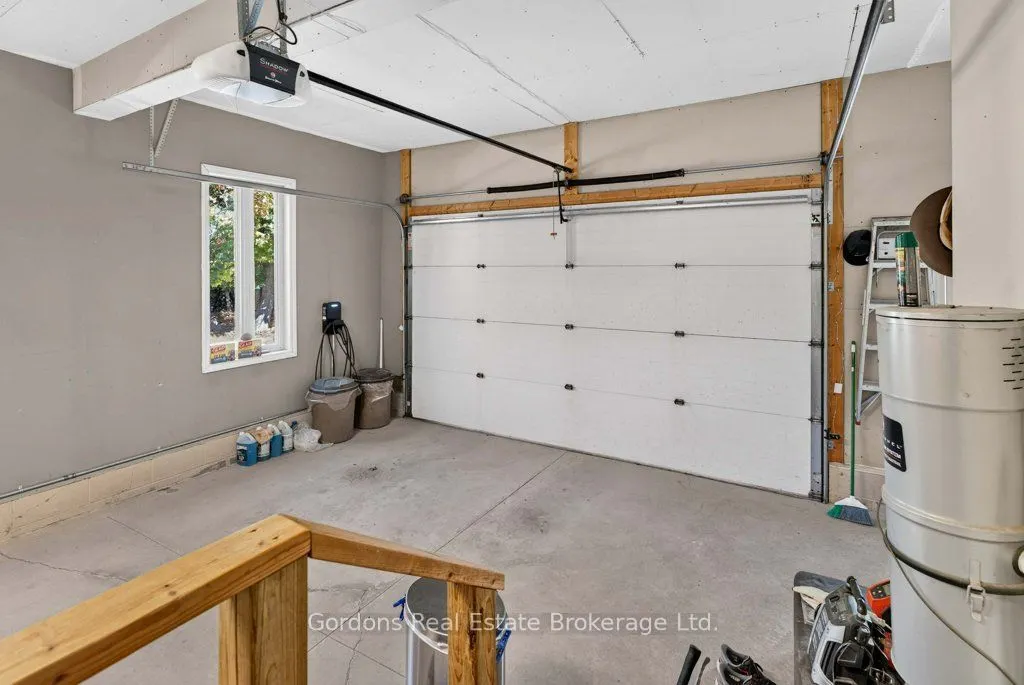 1542 Moneymore Road