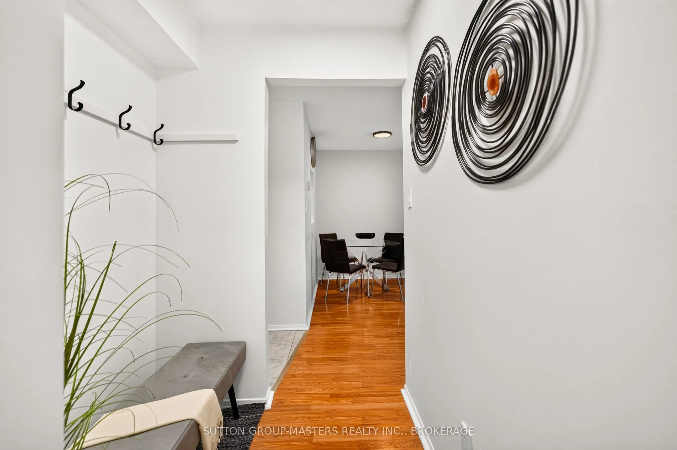 573 Armstrong Road #101