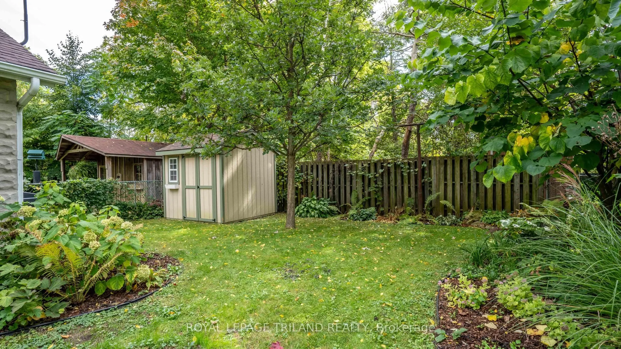 7 ERIE Avenue