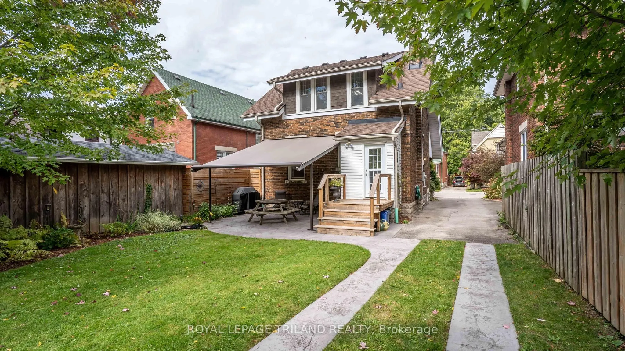 7 ERIE Avenue