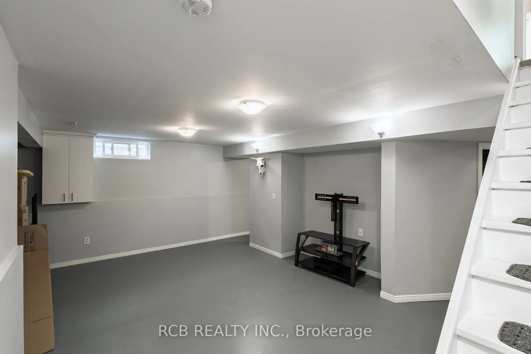 141 Viscount Road