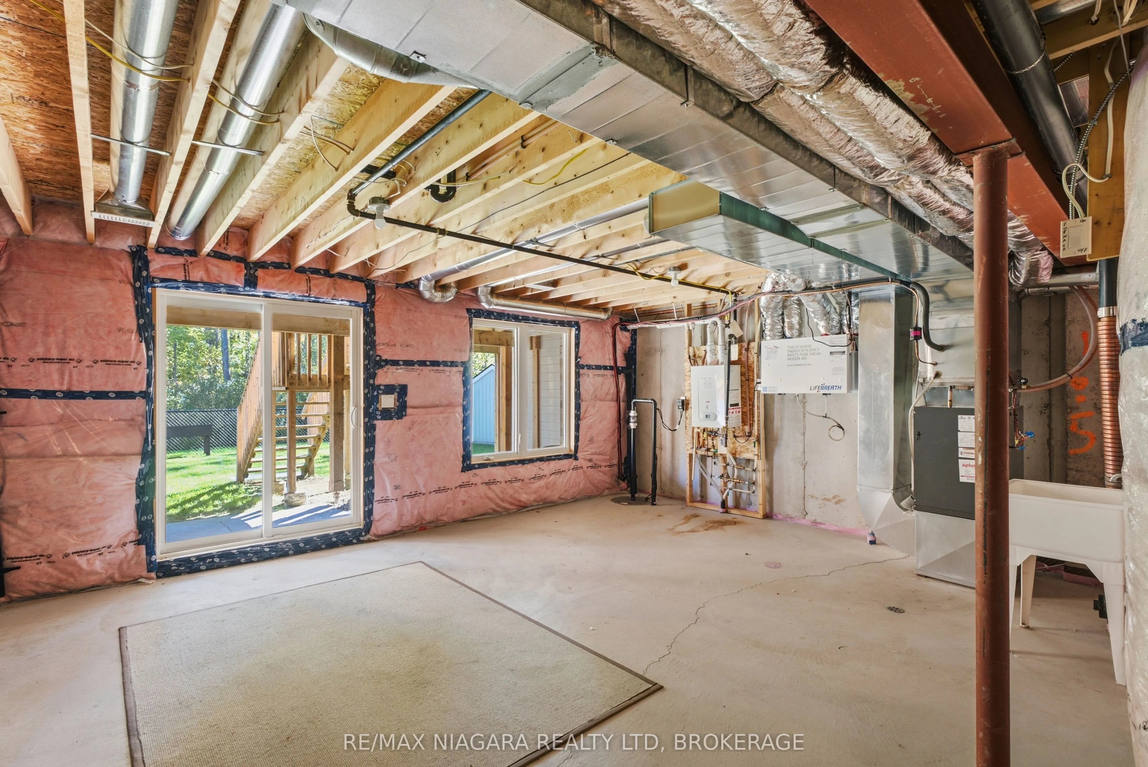 340 Prospect Point Road N #18