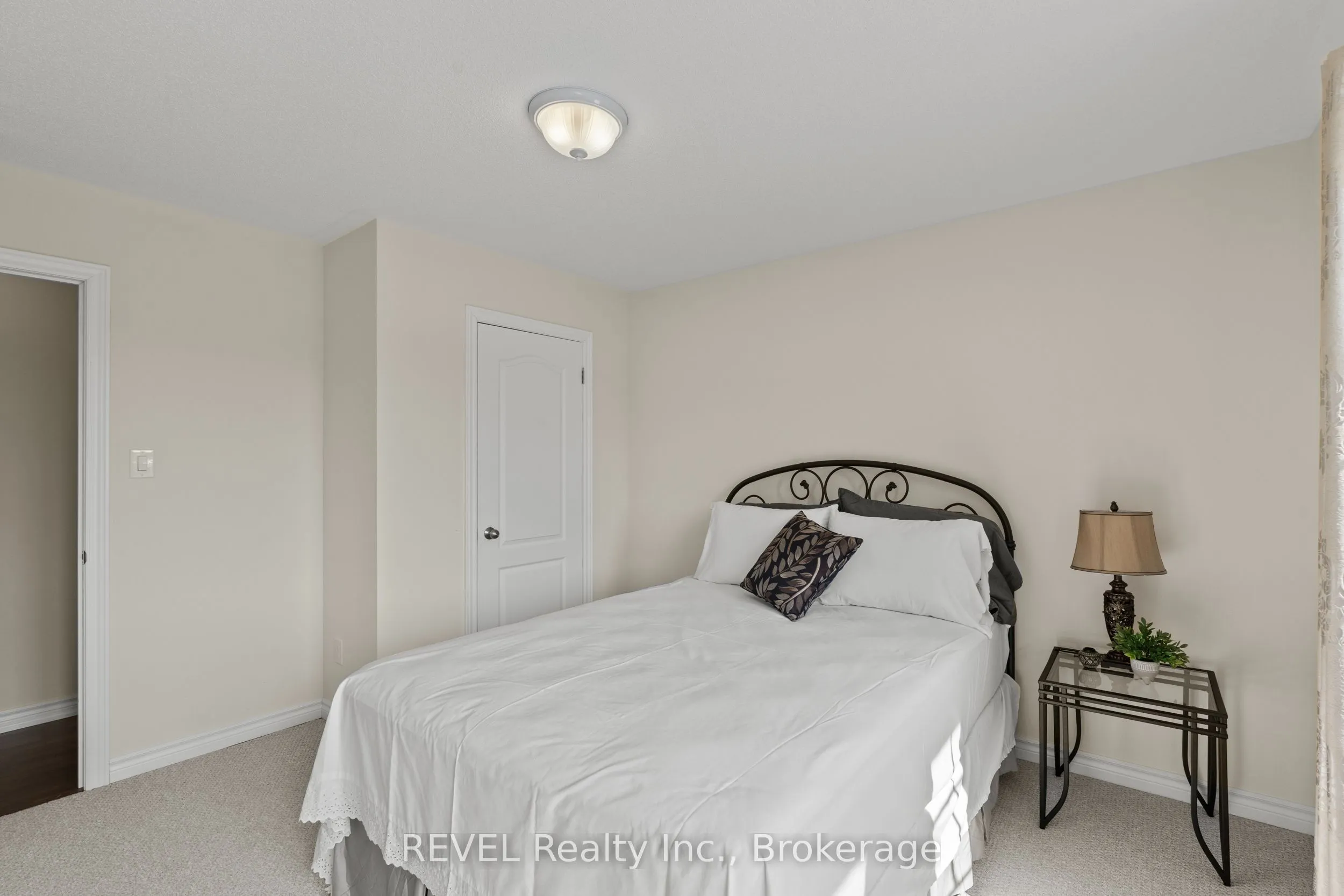 318 Concession 3 Road