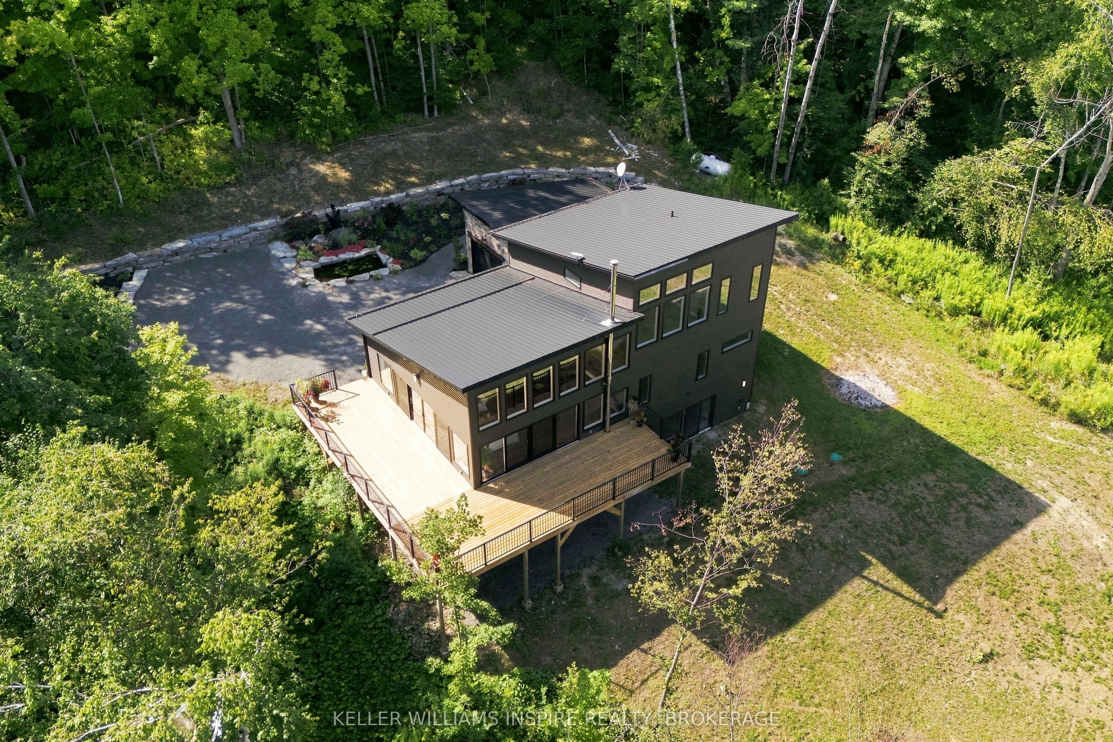 866 Godolphin Road