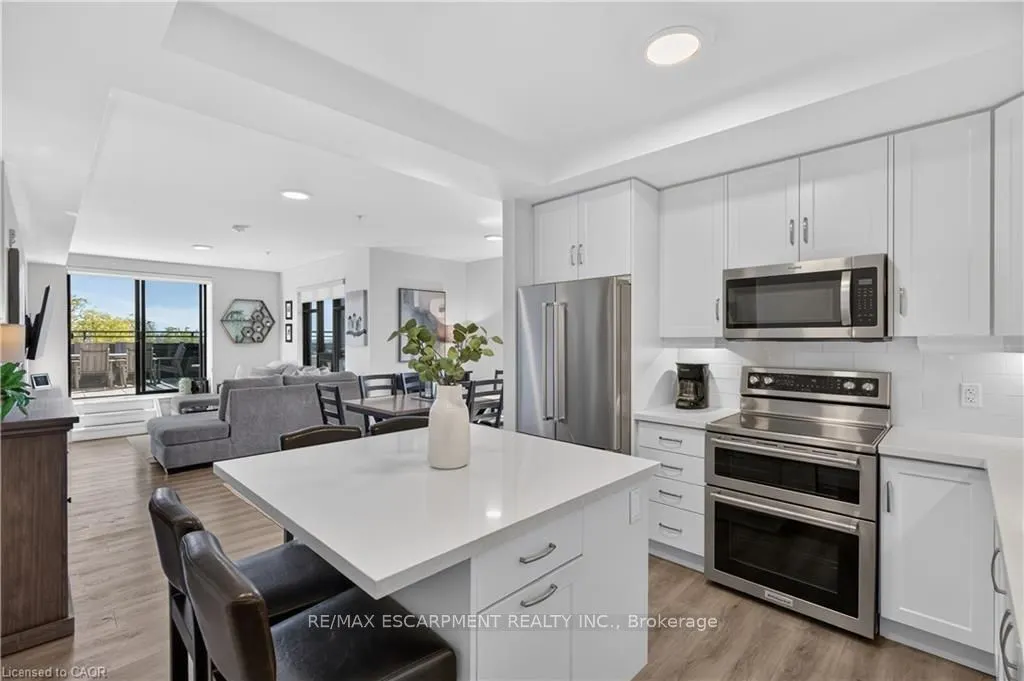 30 Hamilton Street S #304