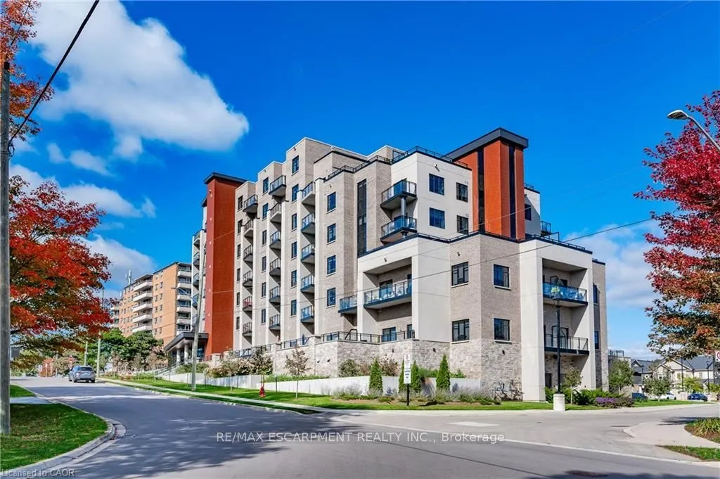 30 Hamilton Street S #304