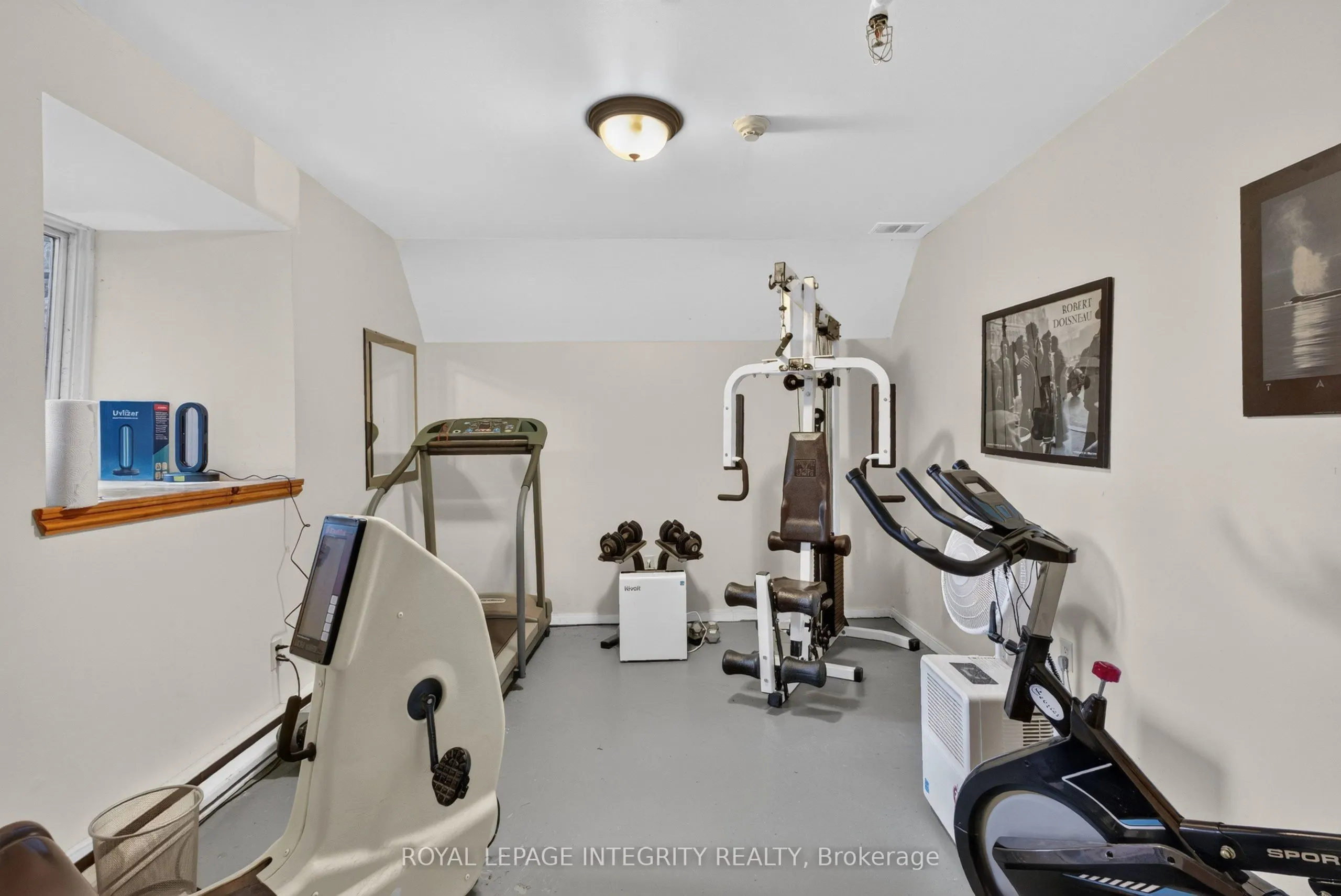 1 Rosamond Street E #202