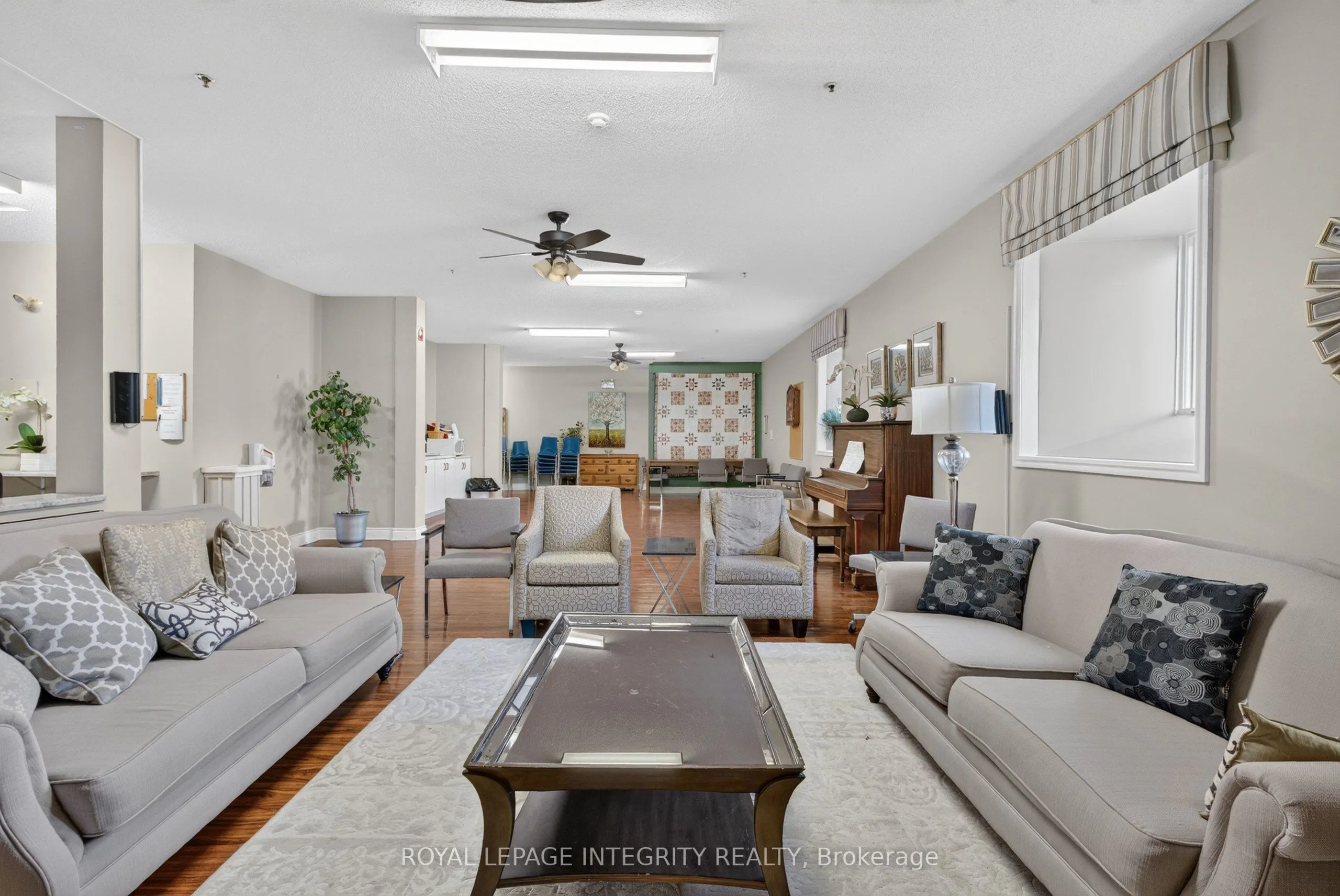 1 Rosamond Street E #202