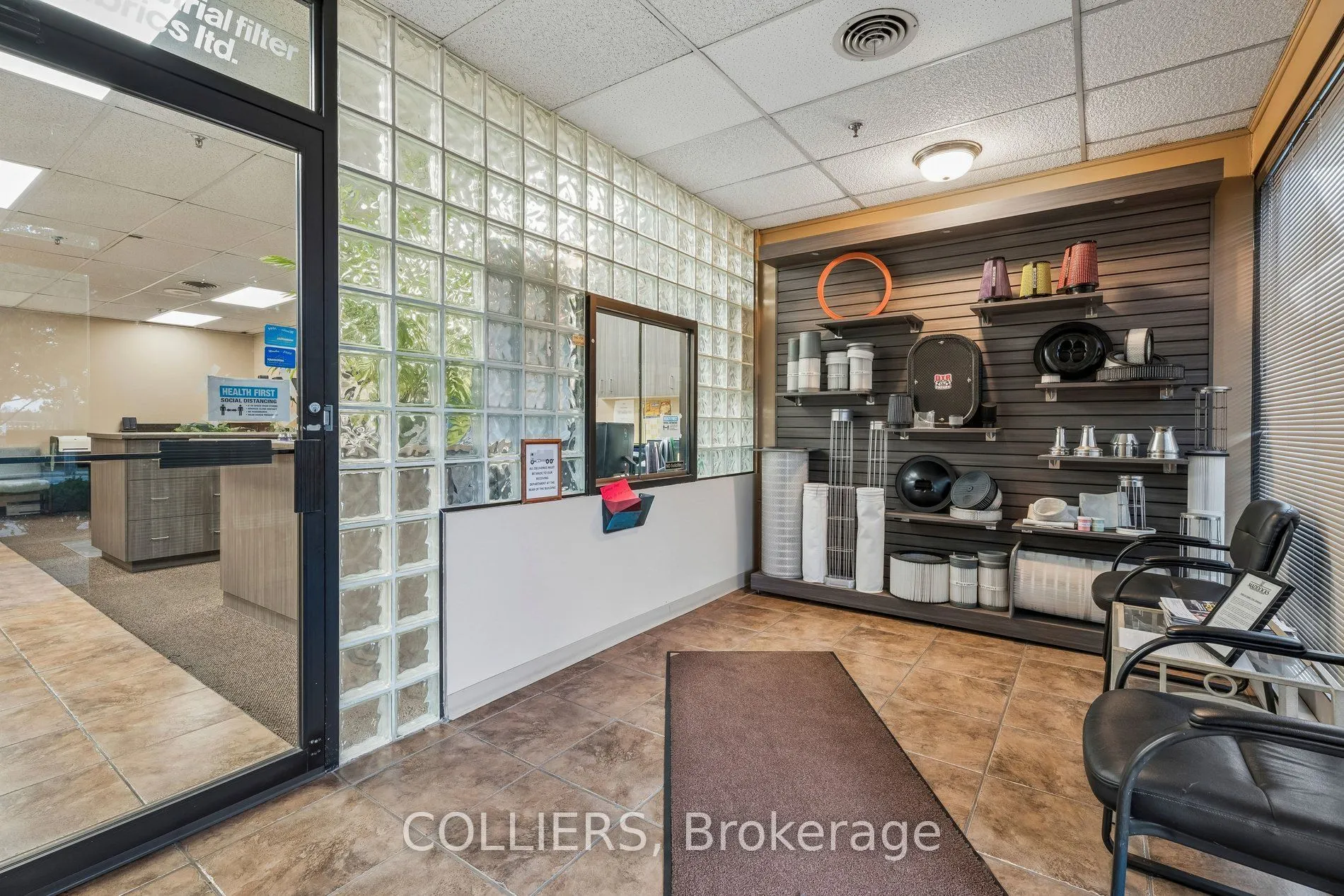 663 Woodward Avenue