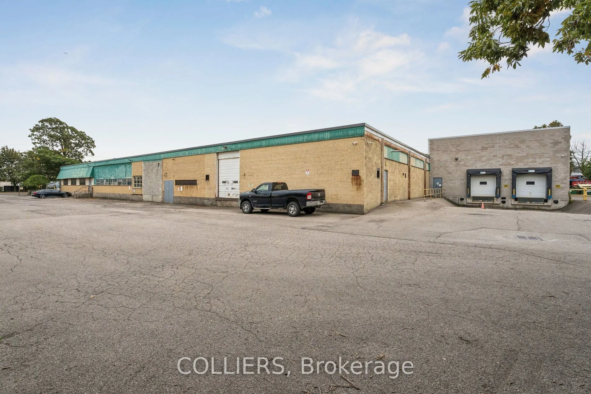 663 Woodward Avenue