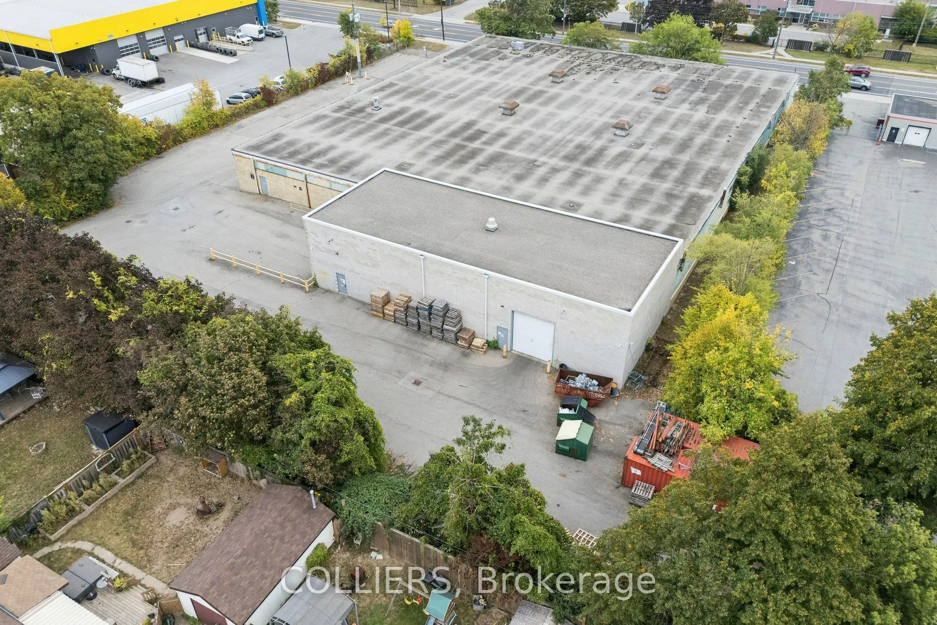 663 Woodward Avenue