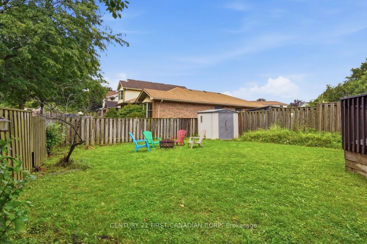 242 MARTINET Avenue