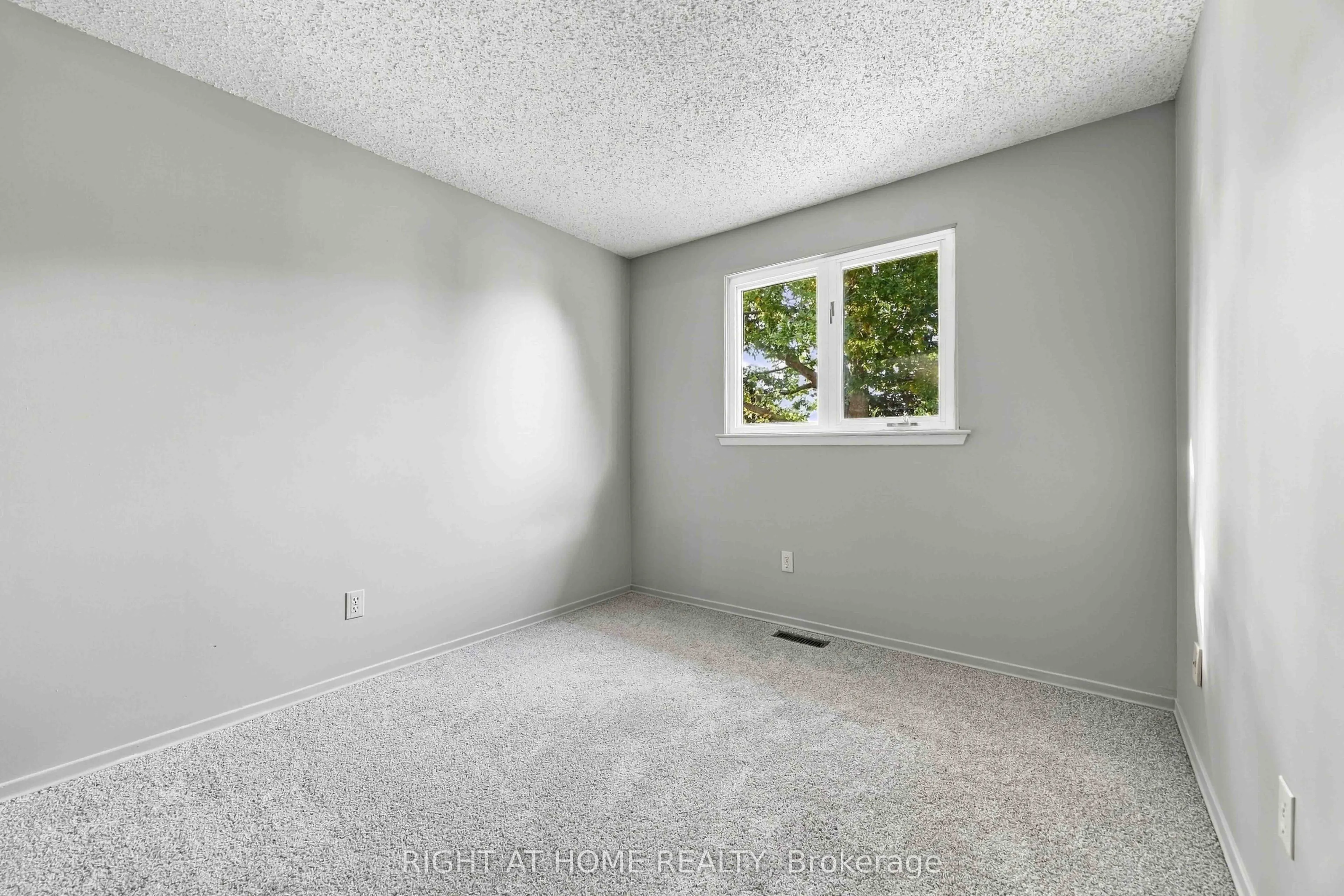 51 Maplestone Avenue