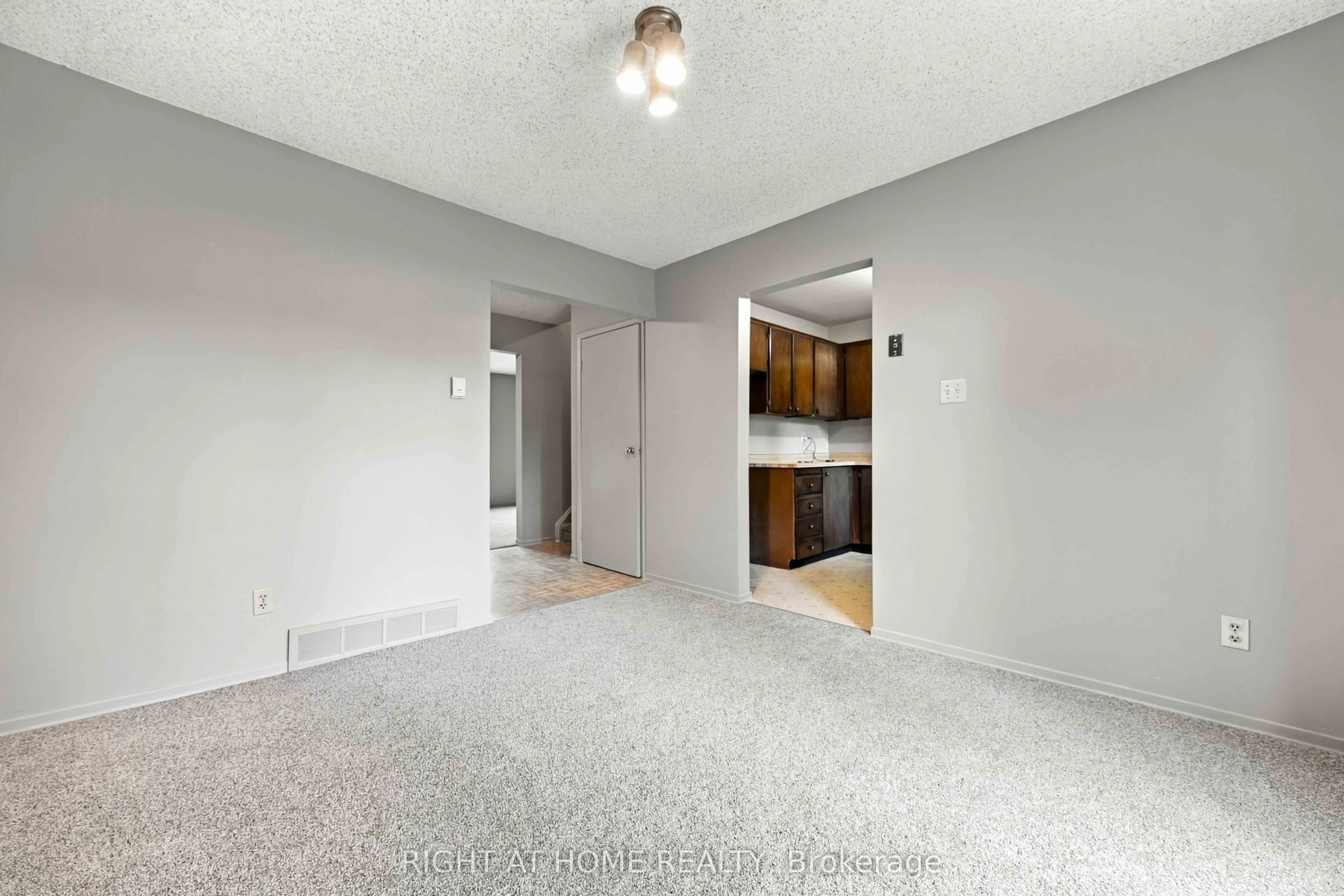 51 Maplestone Avenue