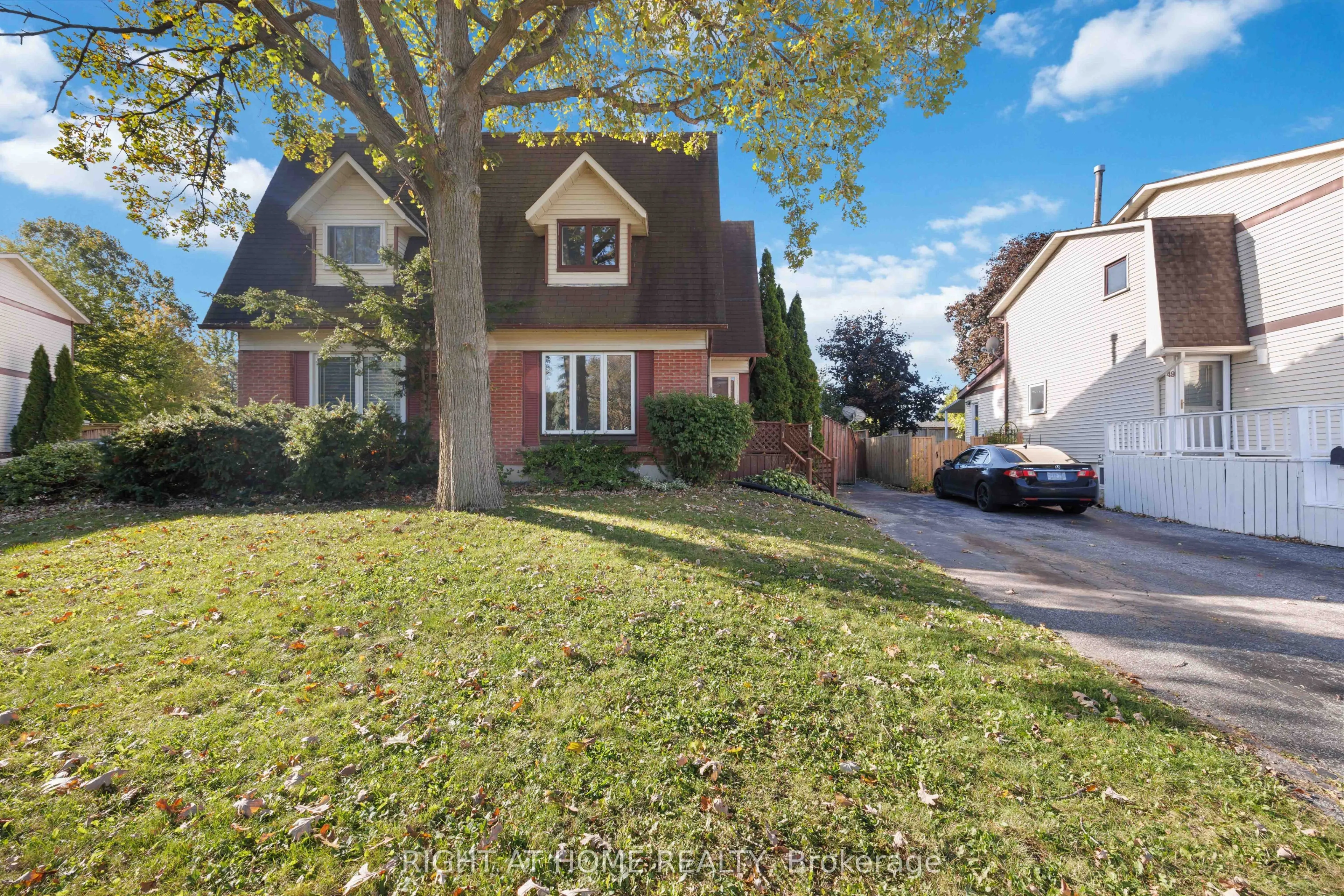 51 Maplestone Avenue