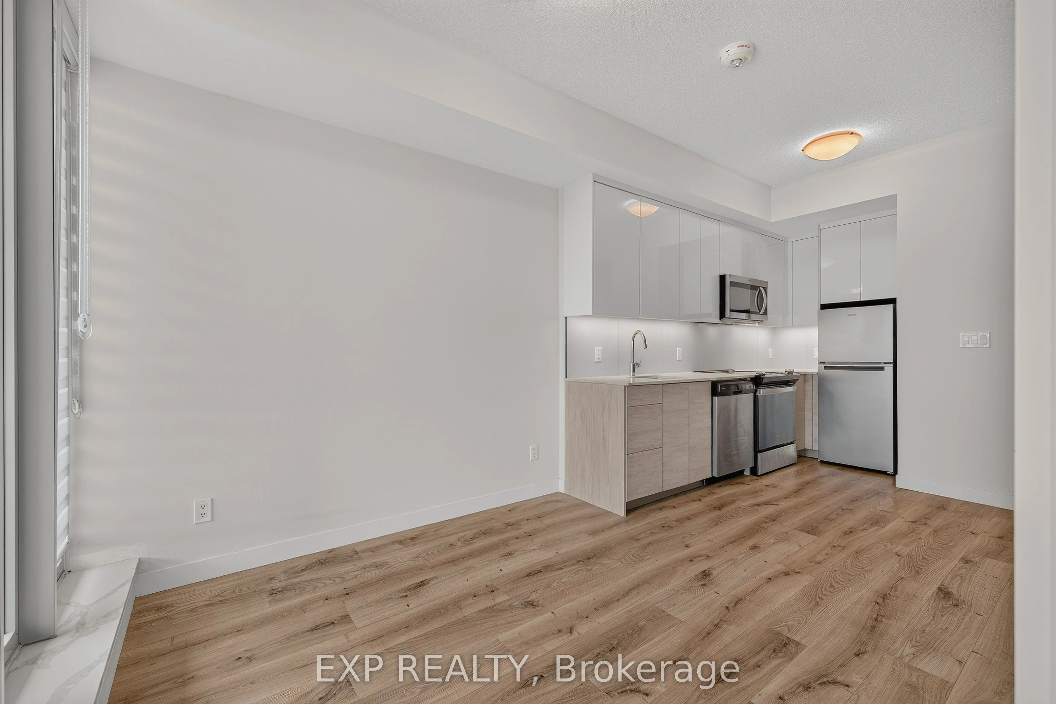 60 Frederick Street #611