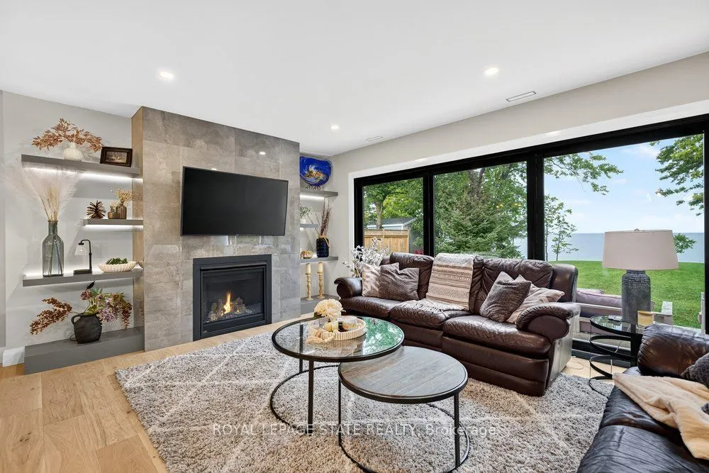 90 Lakeside Drive