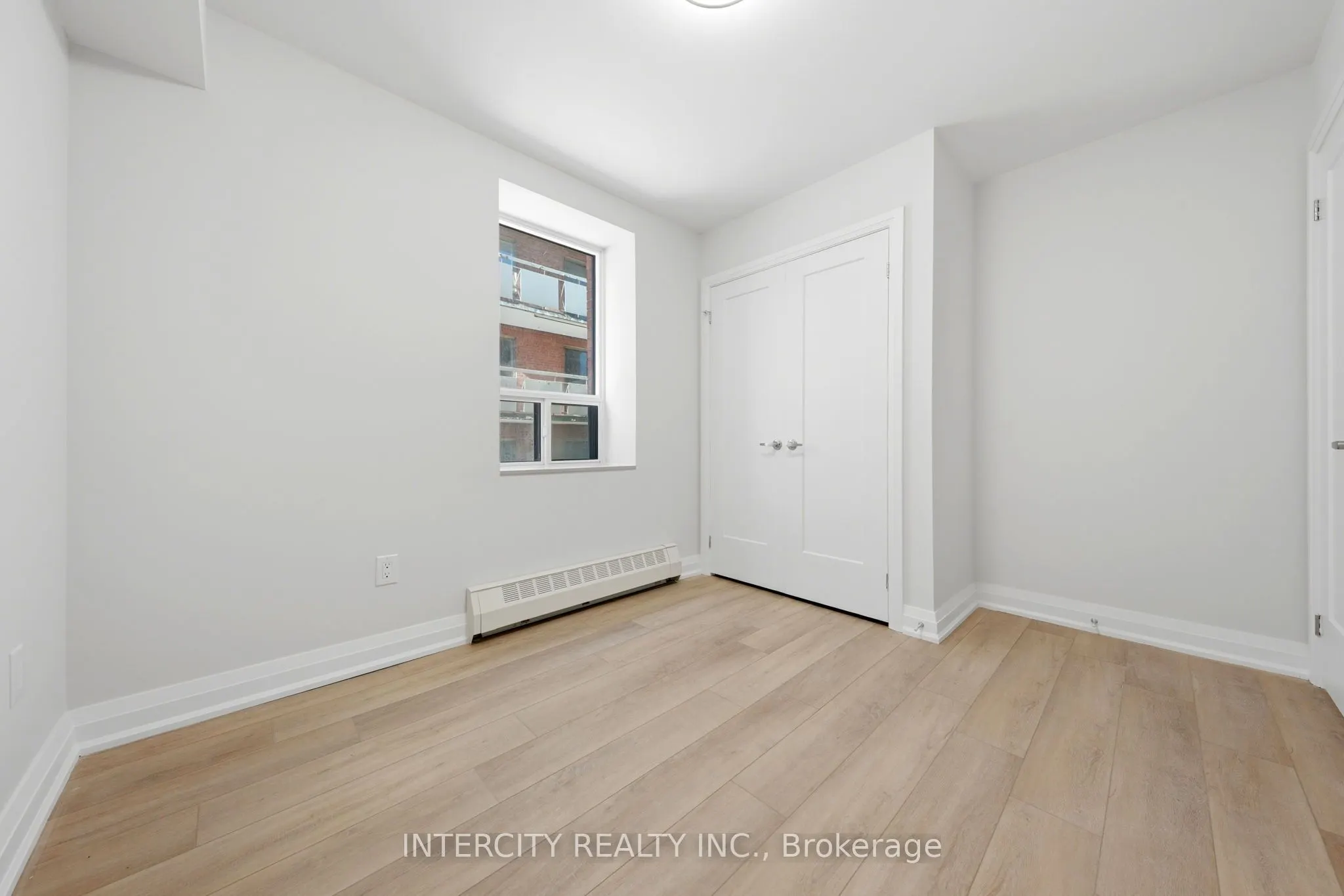 91 Wentworth Street S #3