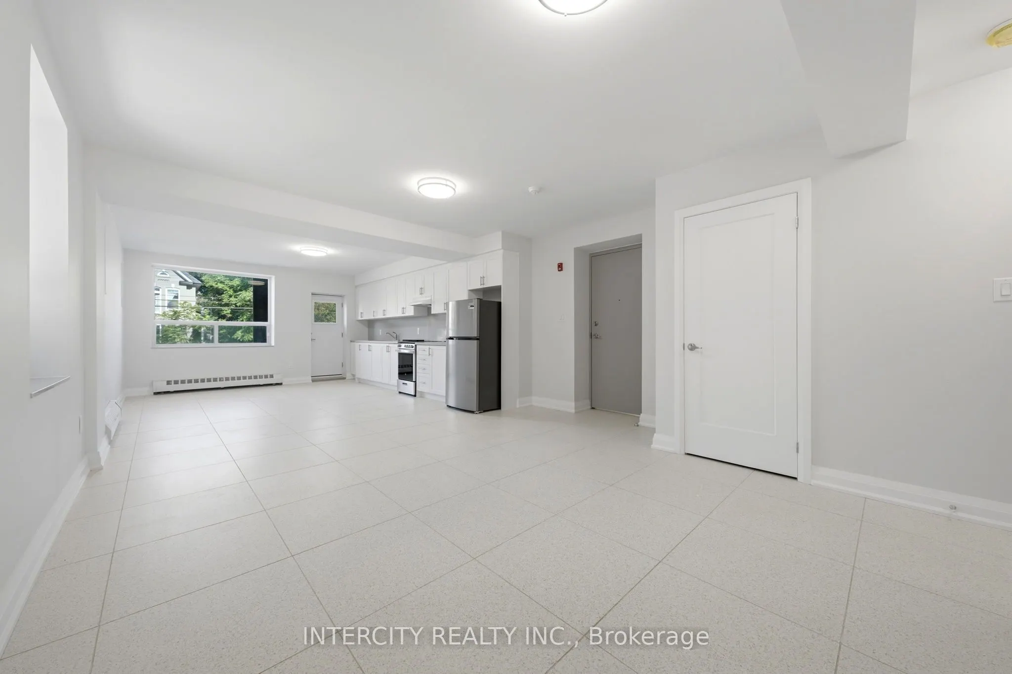 91 Wentworth Street S #3