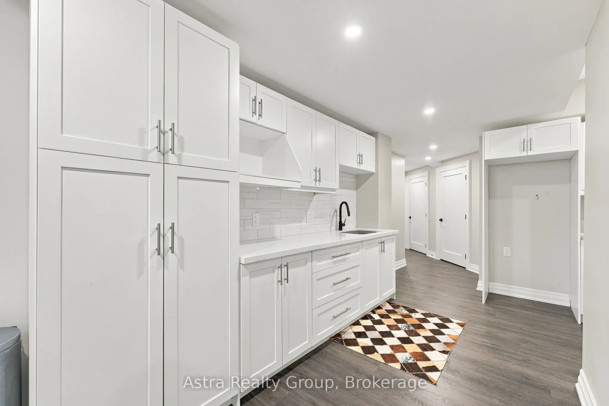 181 Anglo Street