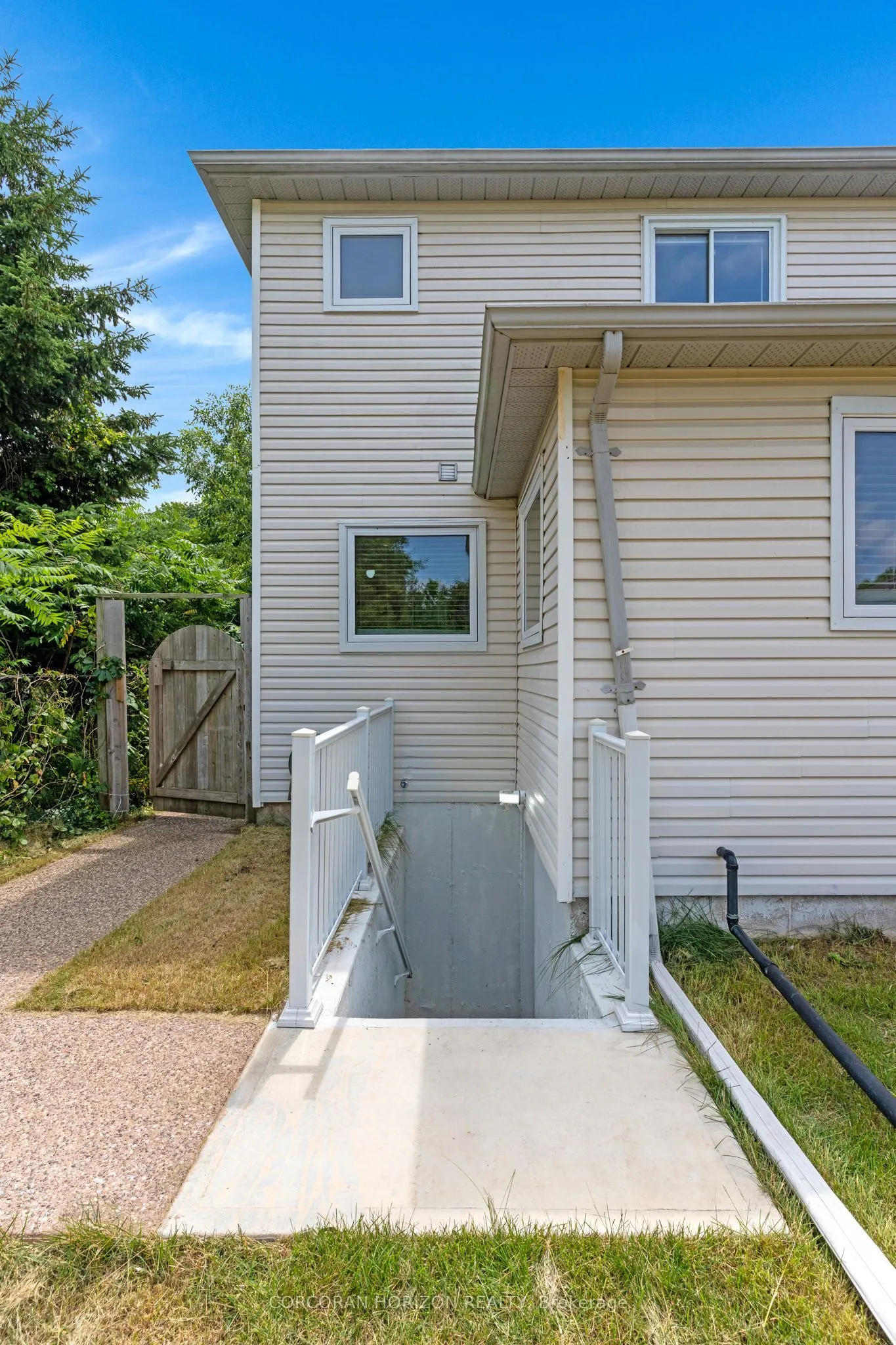 62 Glenvalley Drive