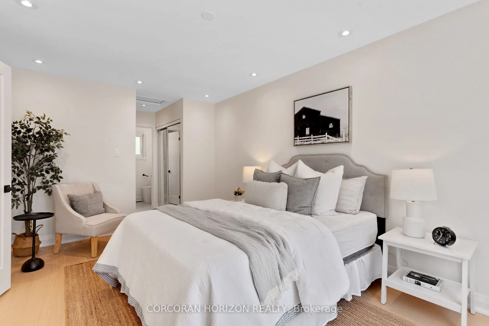 62 Glenvalley Drive
