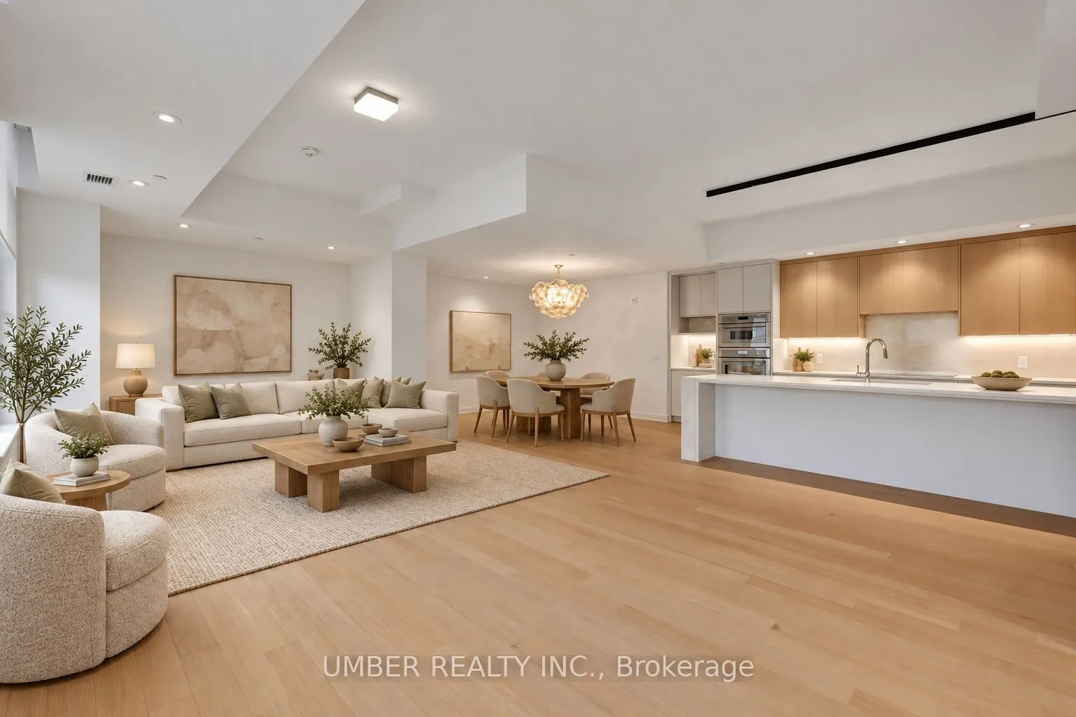 360 Deschatelets Avenue #903