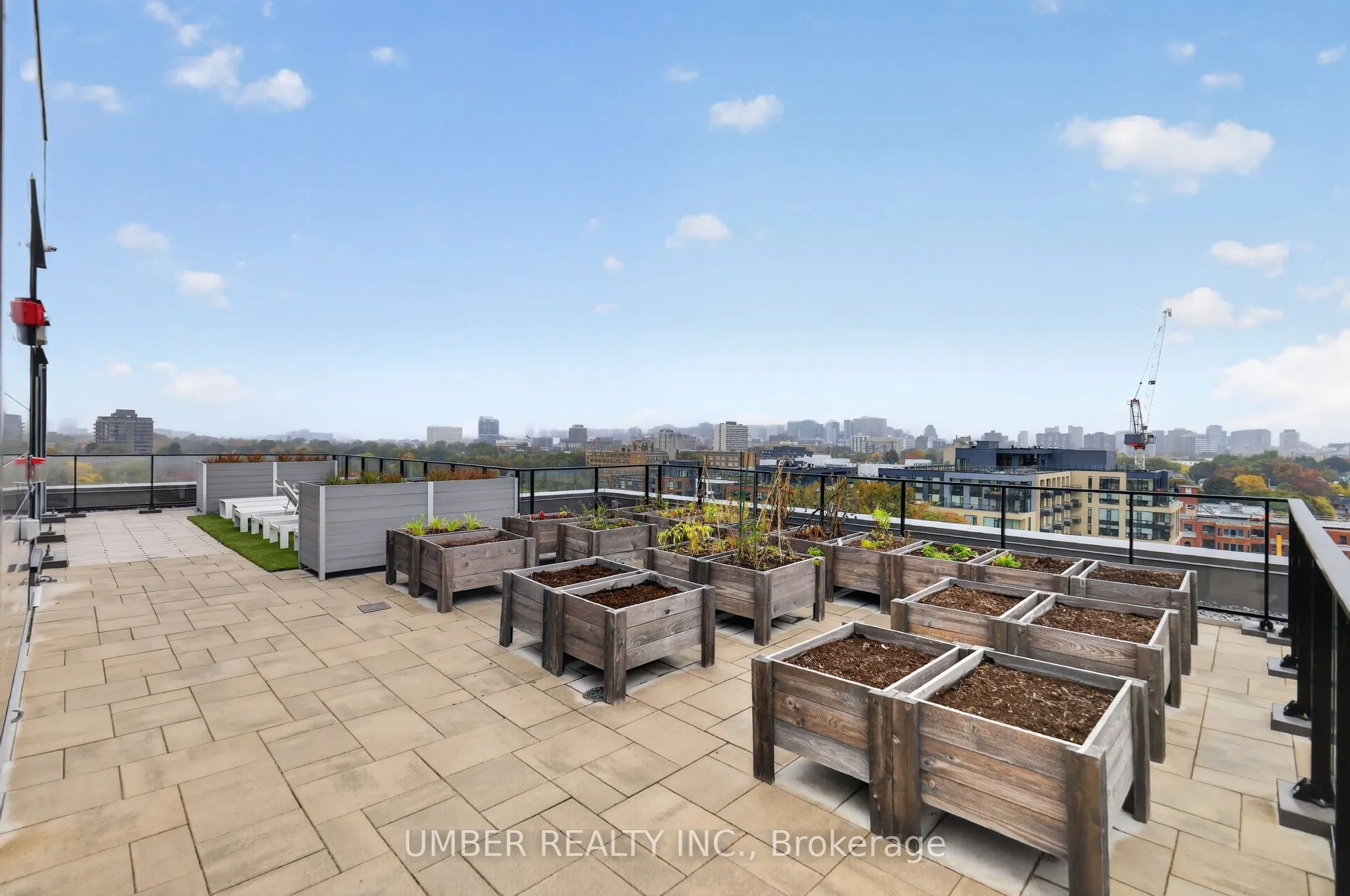 360 Deschatelets Avenue #903
