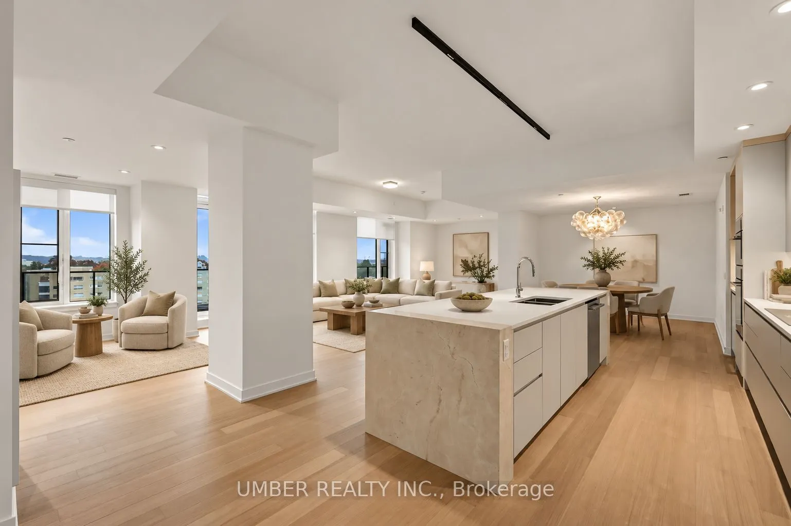 360 Deschatelets Avenue #903