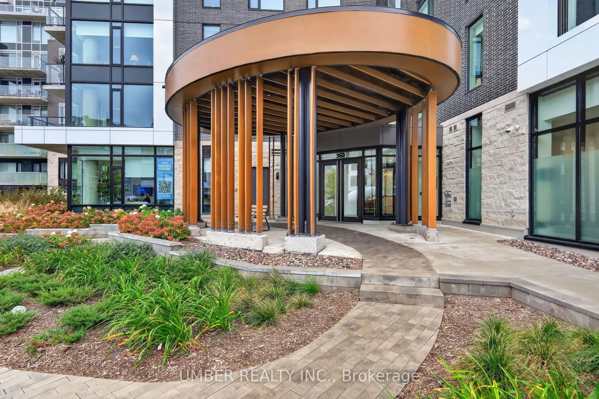 360 Deschatelets Avenue #903