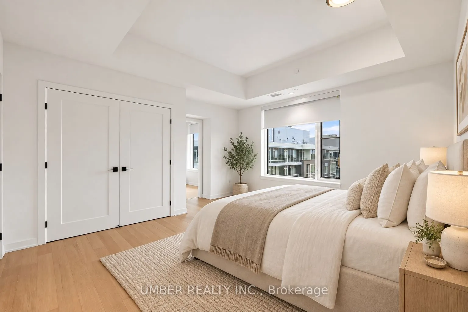 360 Deschatelets Avenue #903