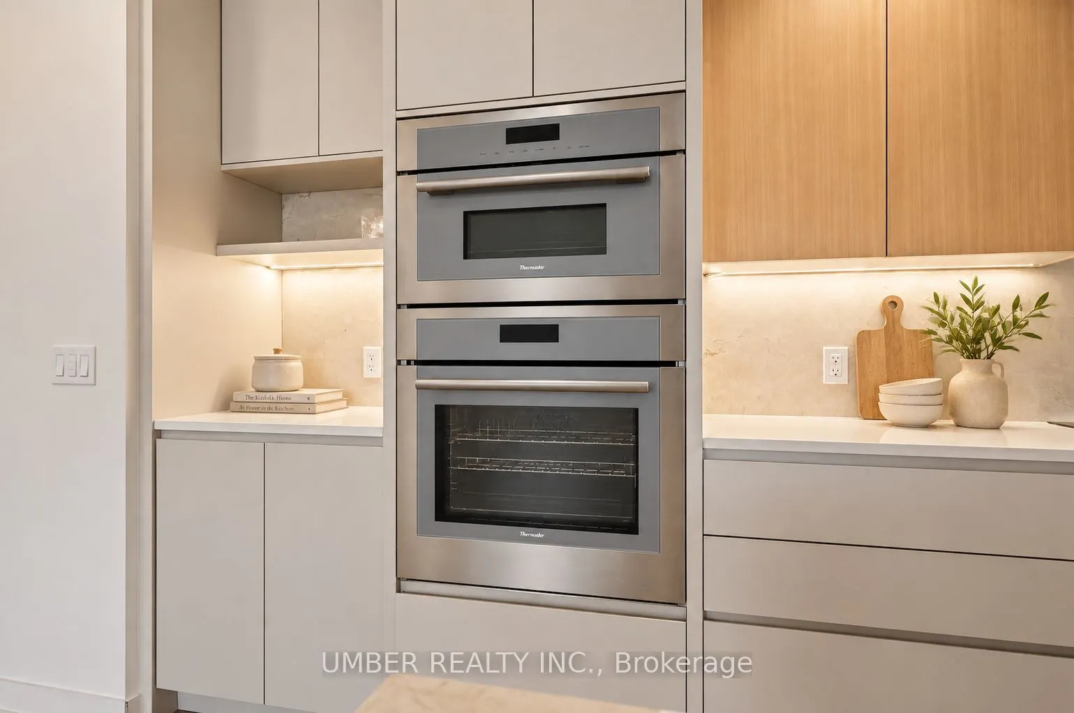 360 Deschatelets Avenue #903