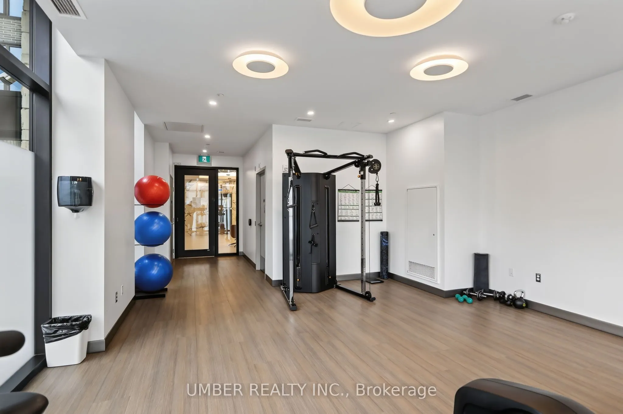 360 Deschatelets Avenue #903