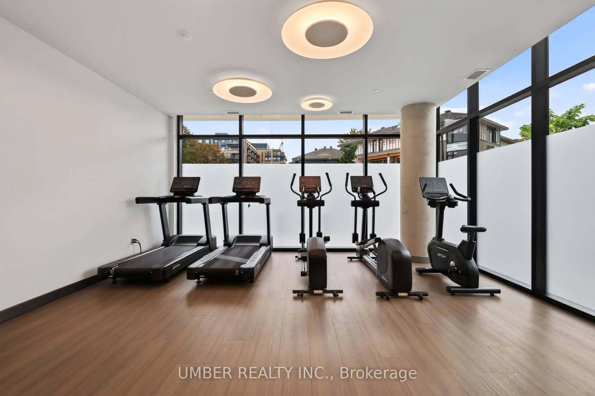 360 Deschatelets Avenue #903