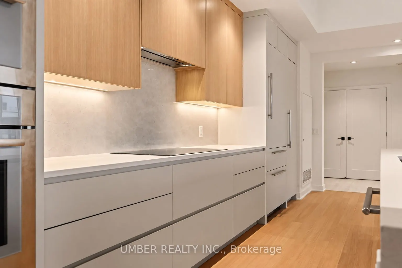 360 Deschatelets Avenue #903
