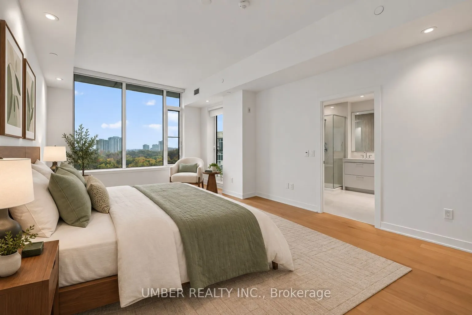 360 Deschatelets Avenue #903