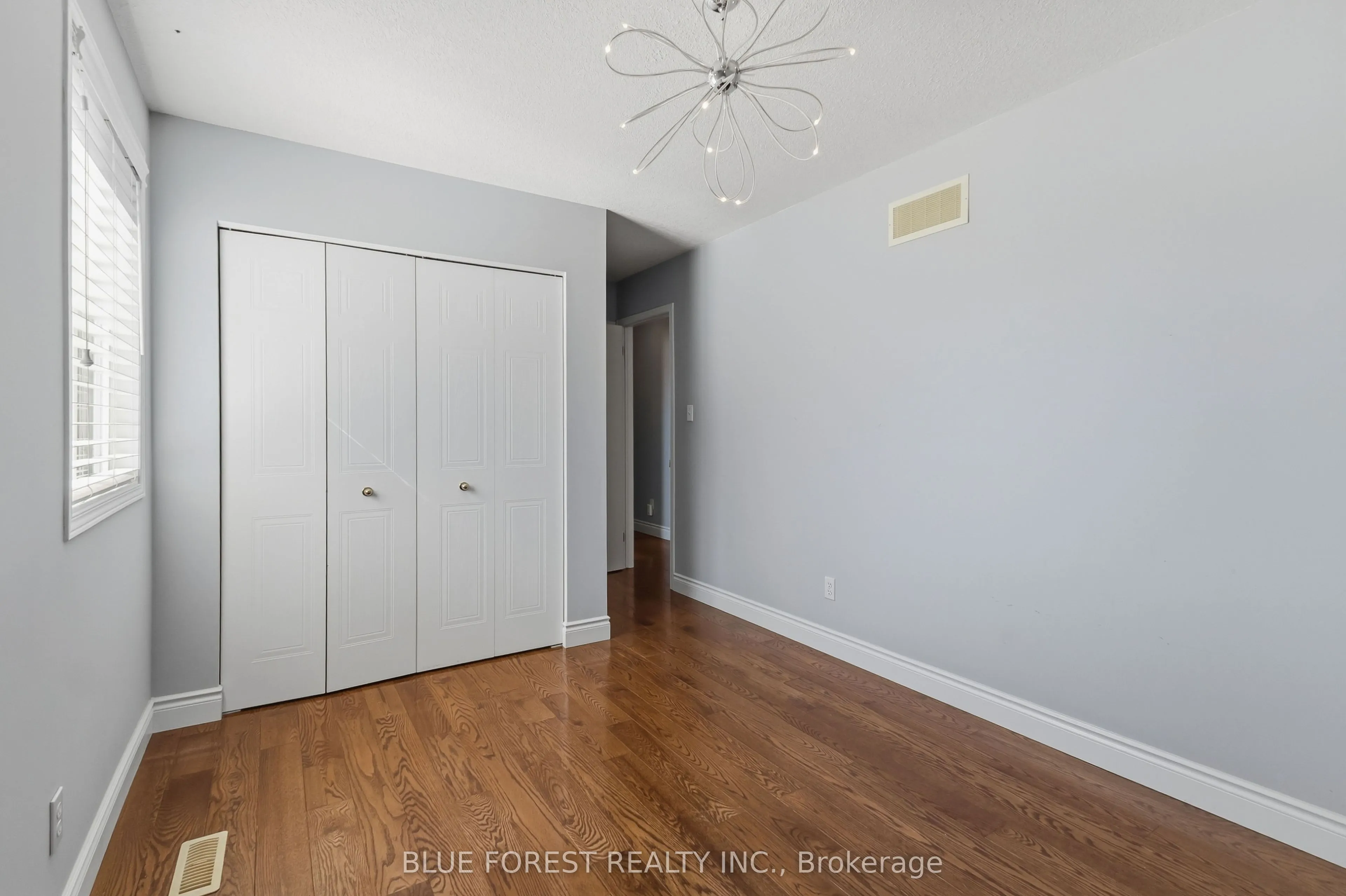 763 Redoak Place