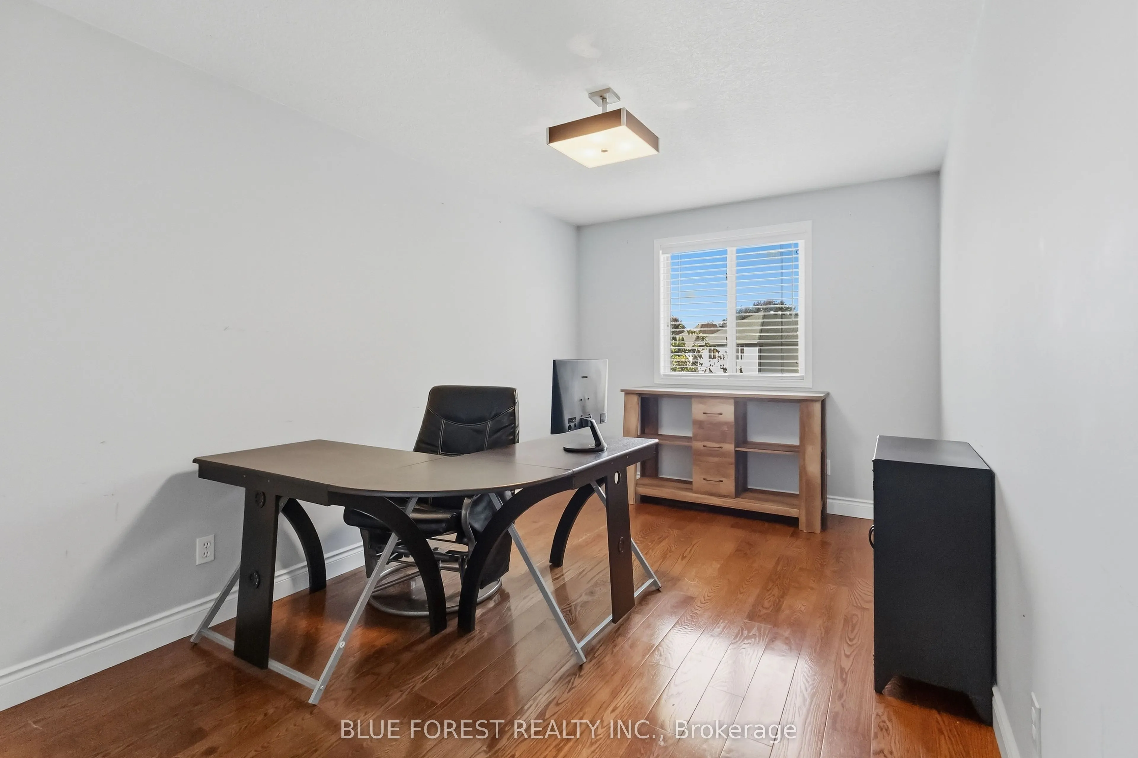 763 Redoak Place
