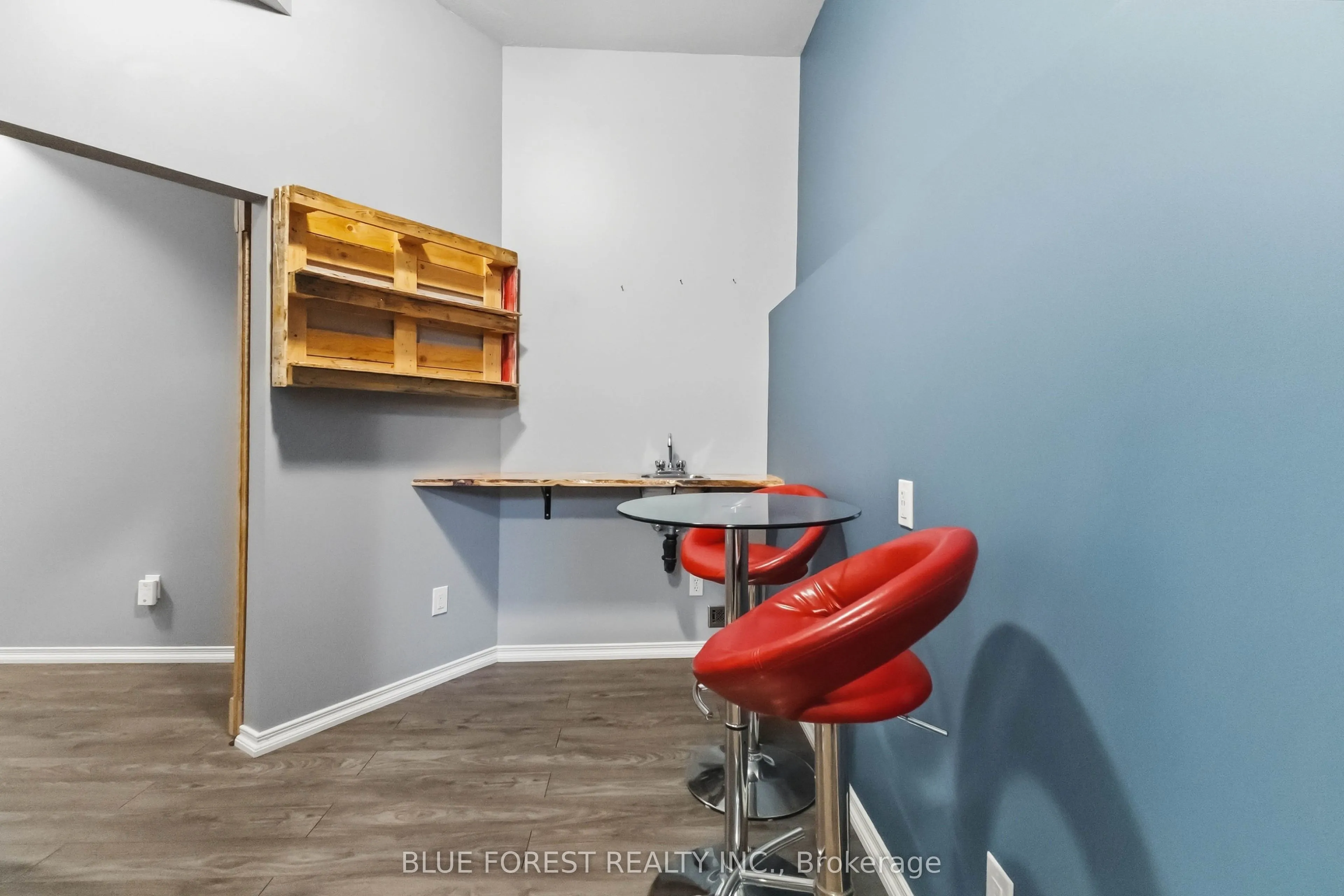 763 Redoak Place