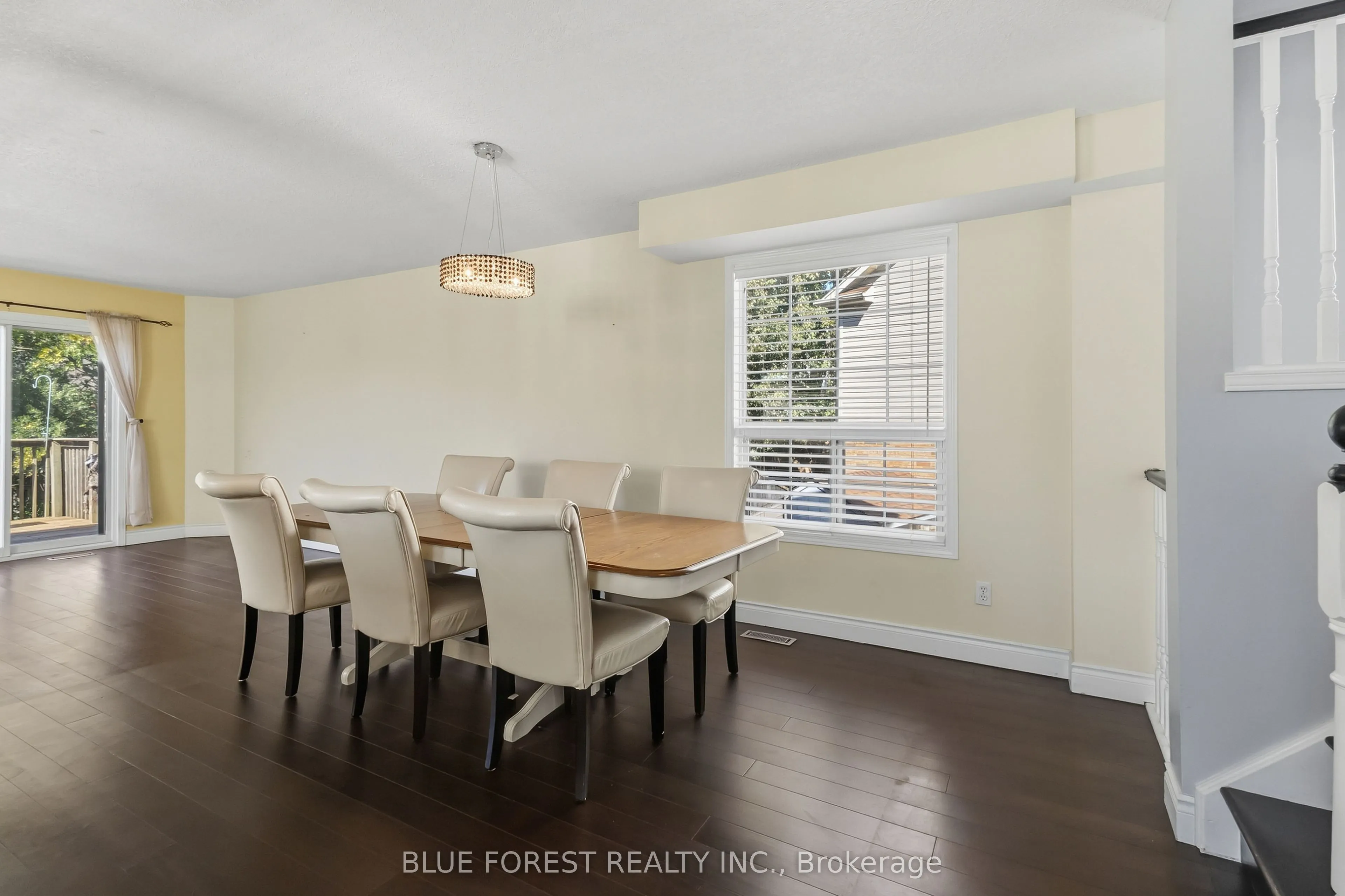 763 Redoak Place