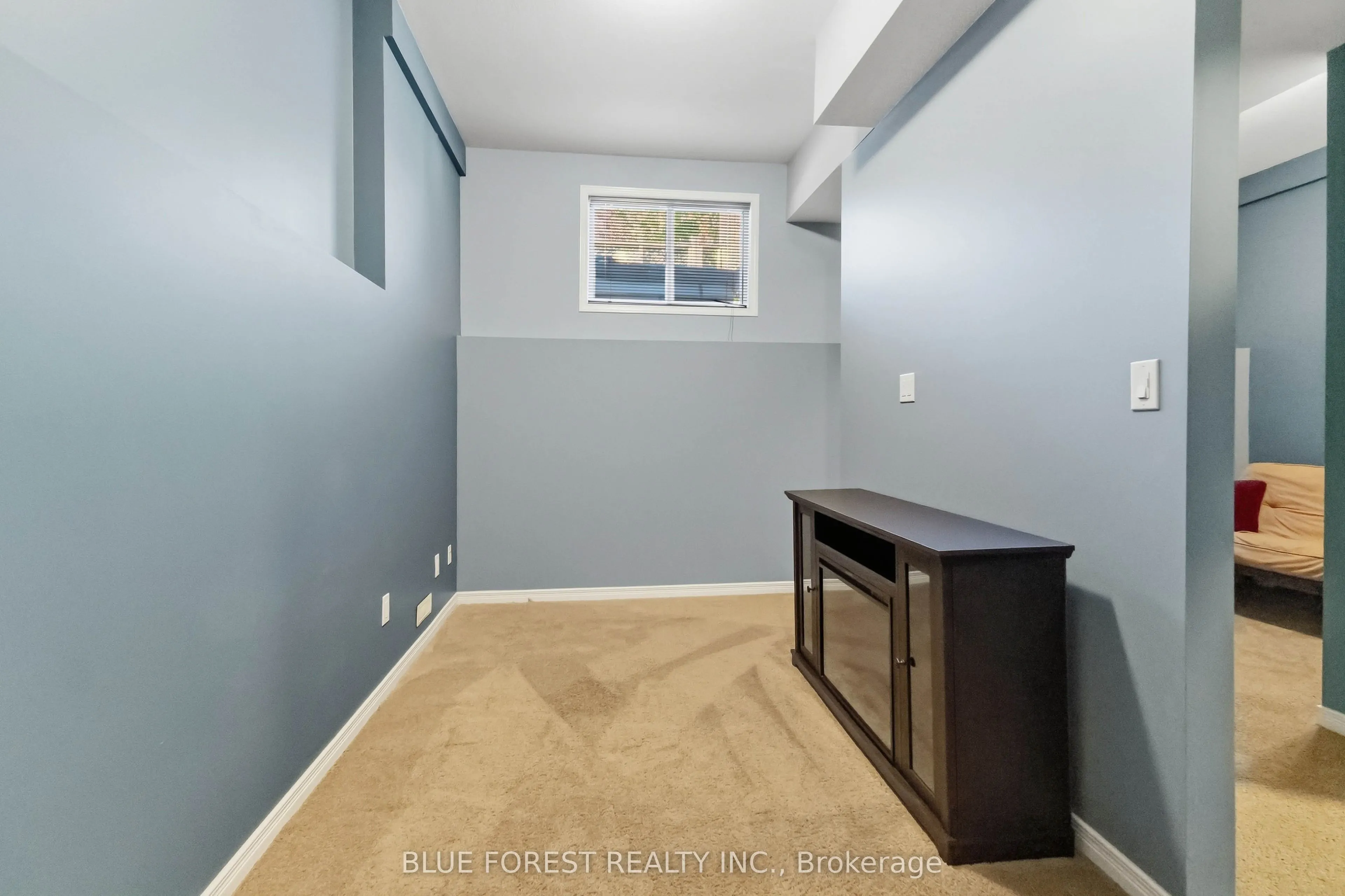 763 Redoak Place