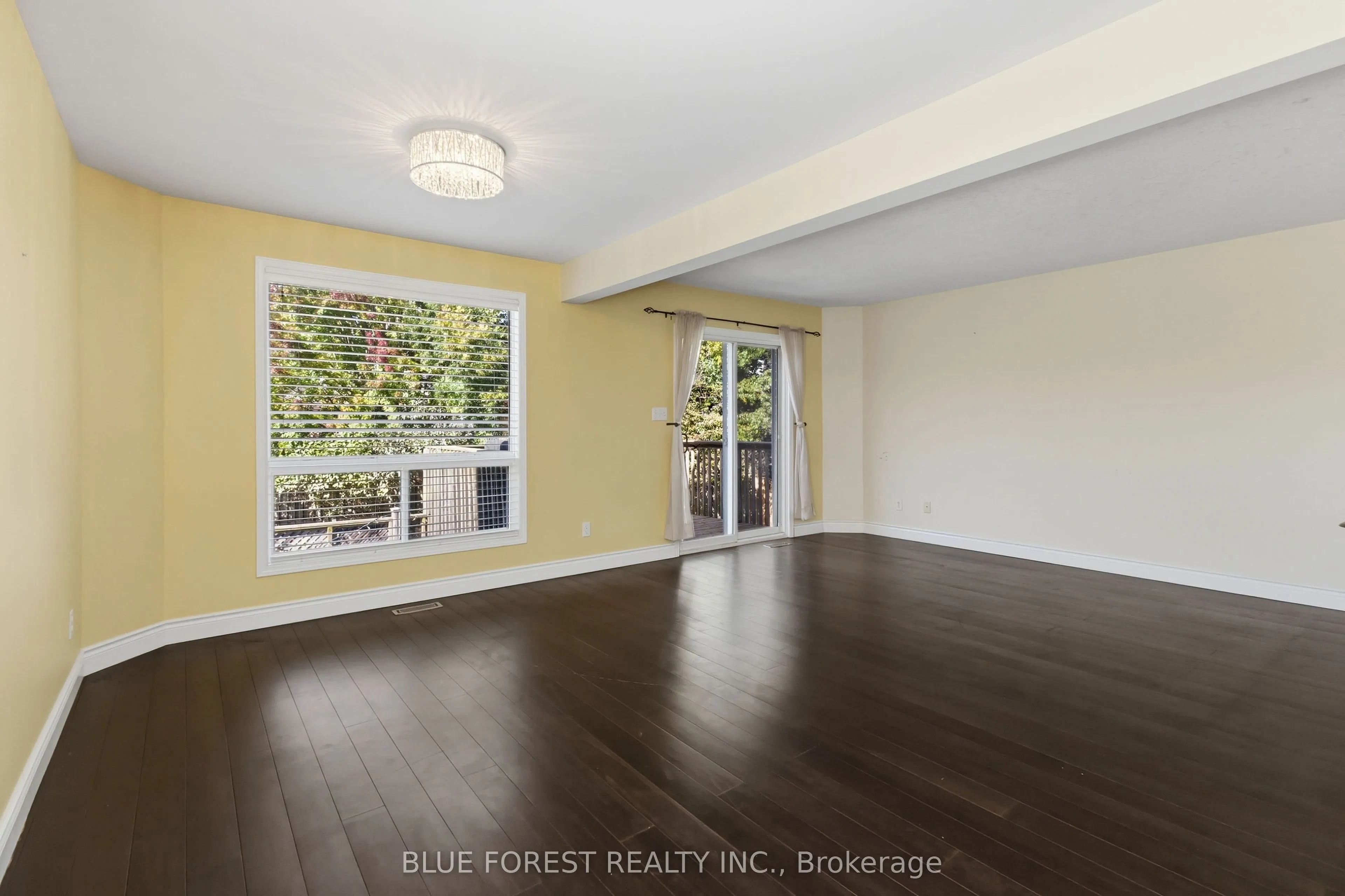 763 Redoak Place