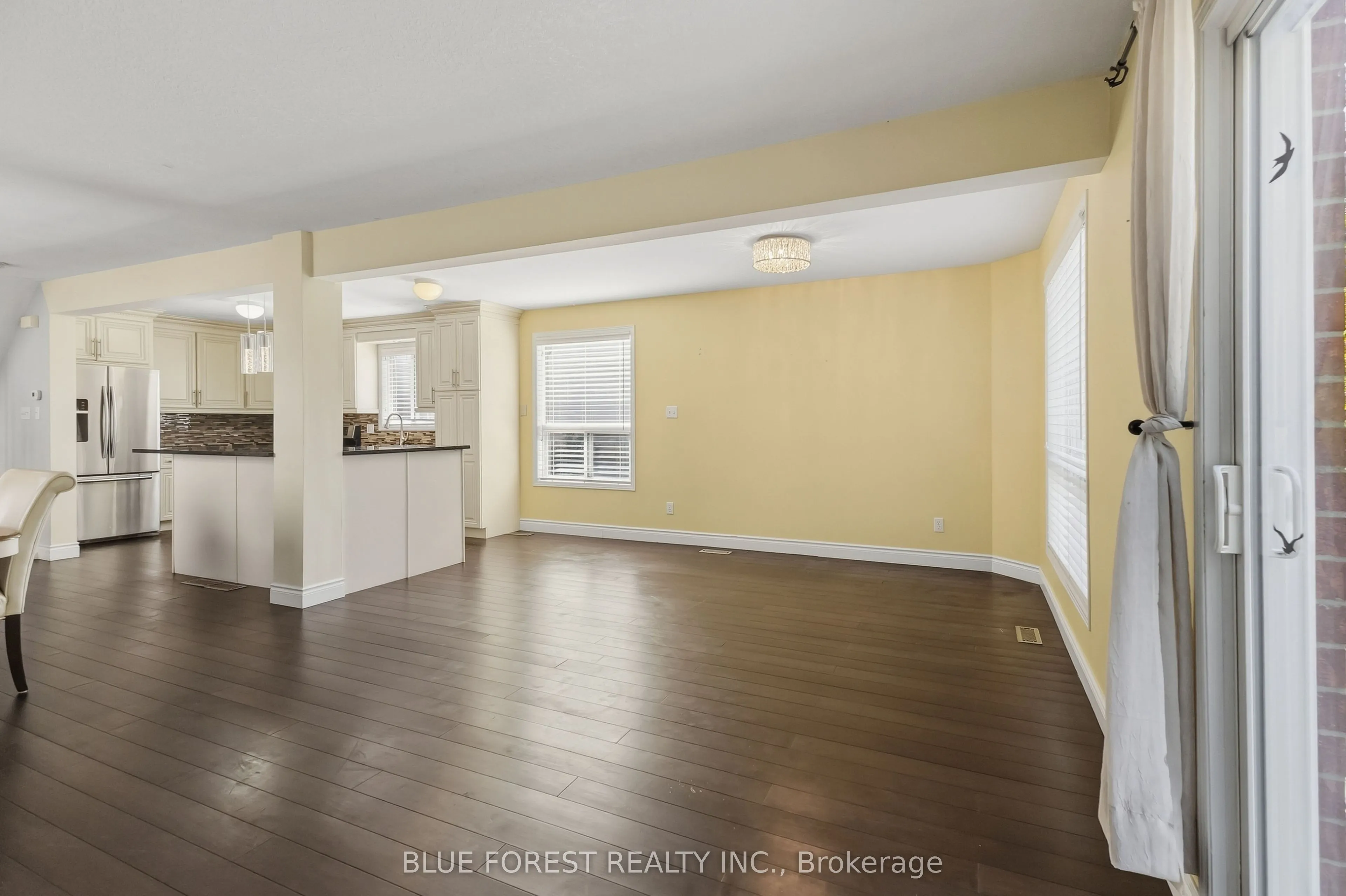 763 Redoak Place