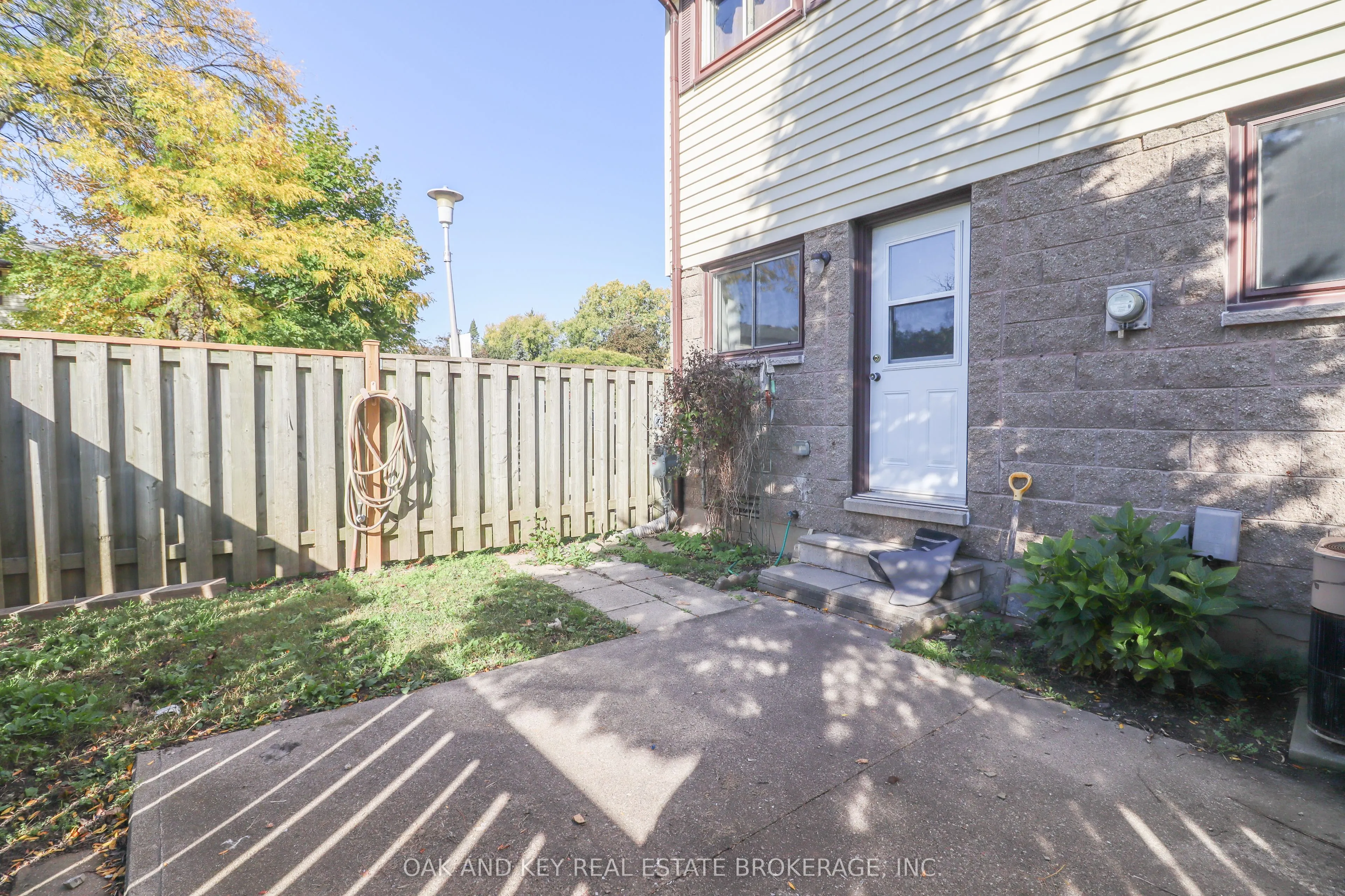 825 DUNDALK Drive #40