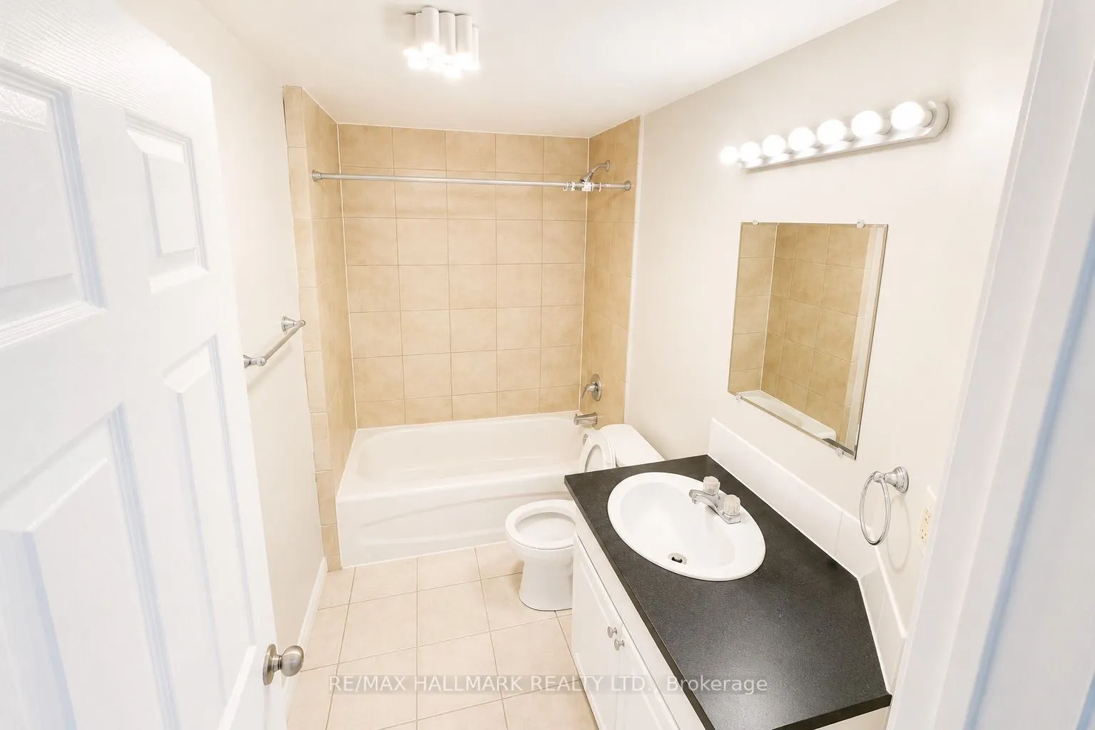 340-342 Barton Street E