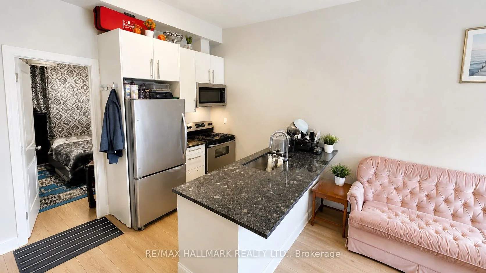 340-342 Barton Street E