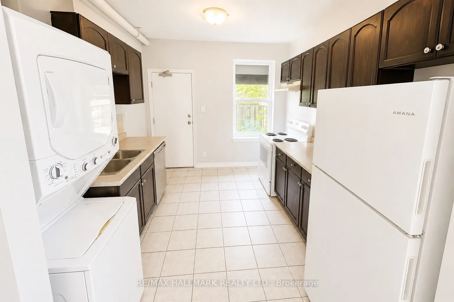 340-342 Barton Street E