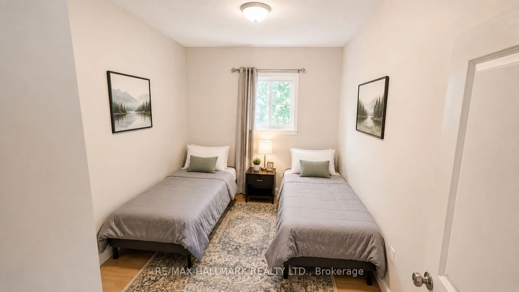 340-342 Barton Street E