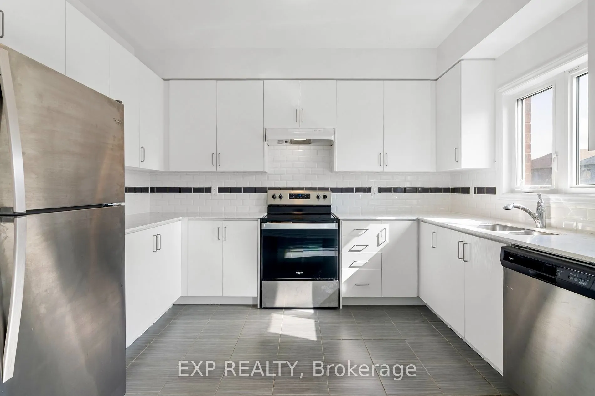 230 Ridley Crescent
