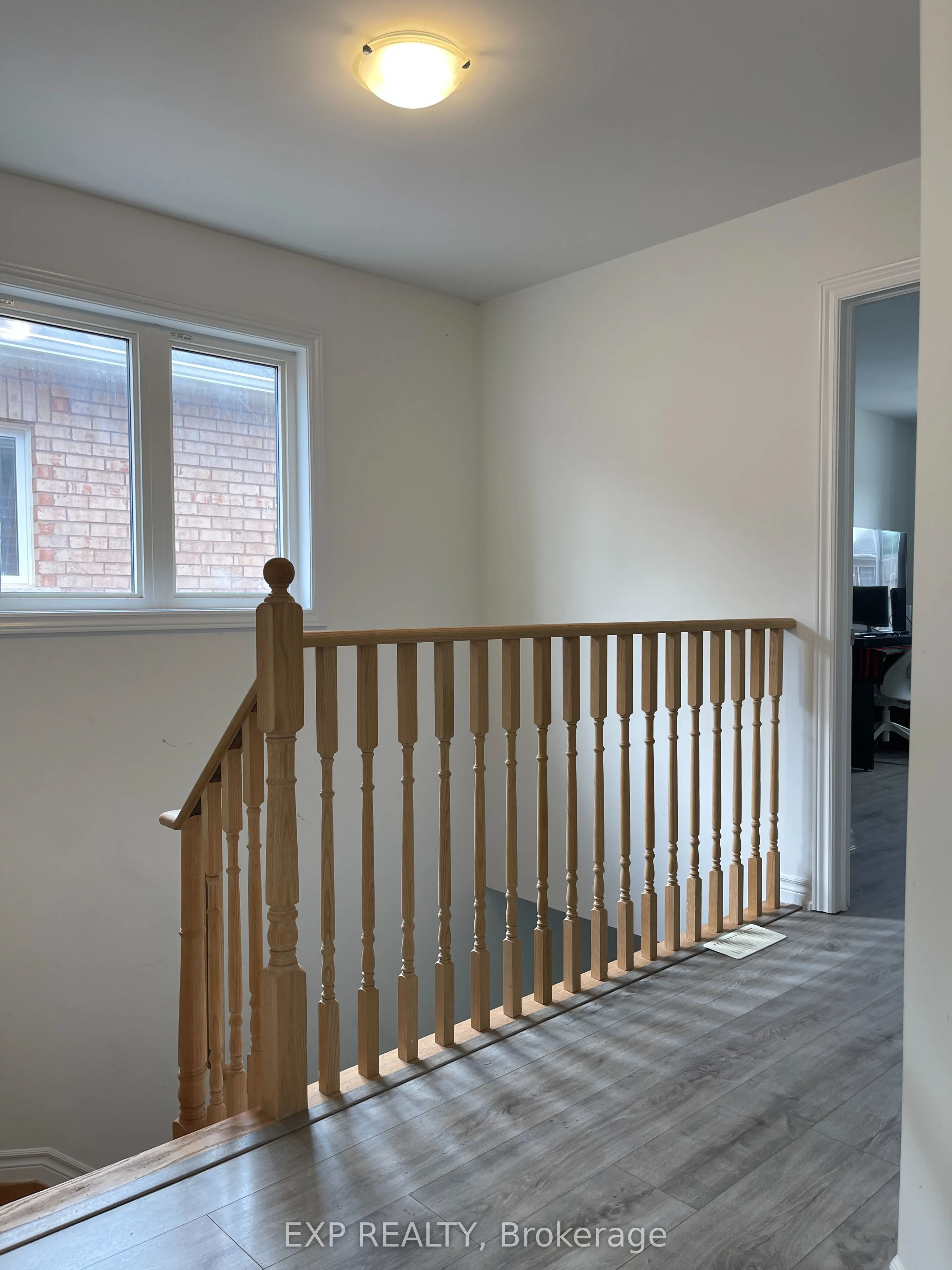 230 Ridley Crescent